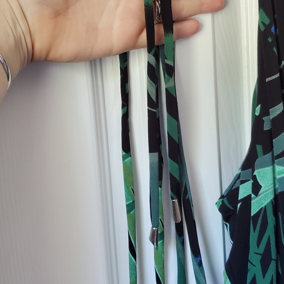 London Times Jungle Palm Cropped Jumpsuit - 12 - Picture 8 of 15